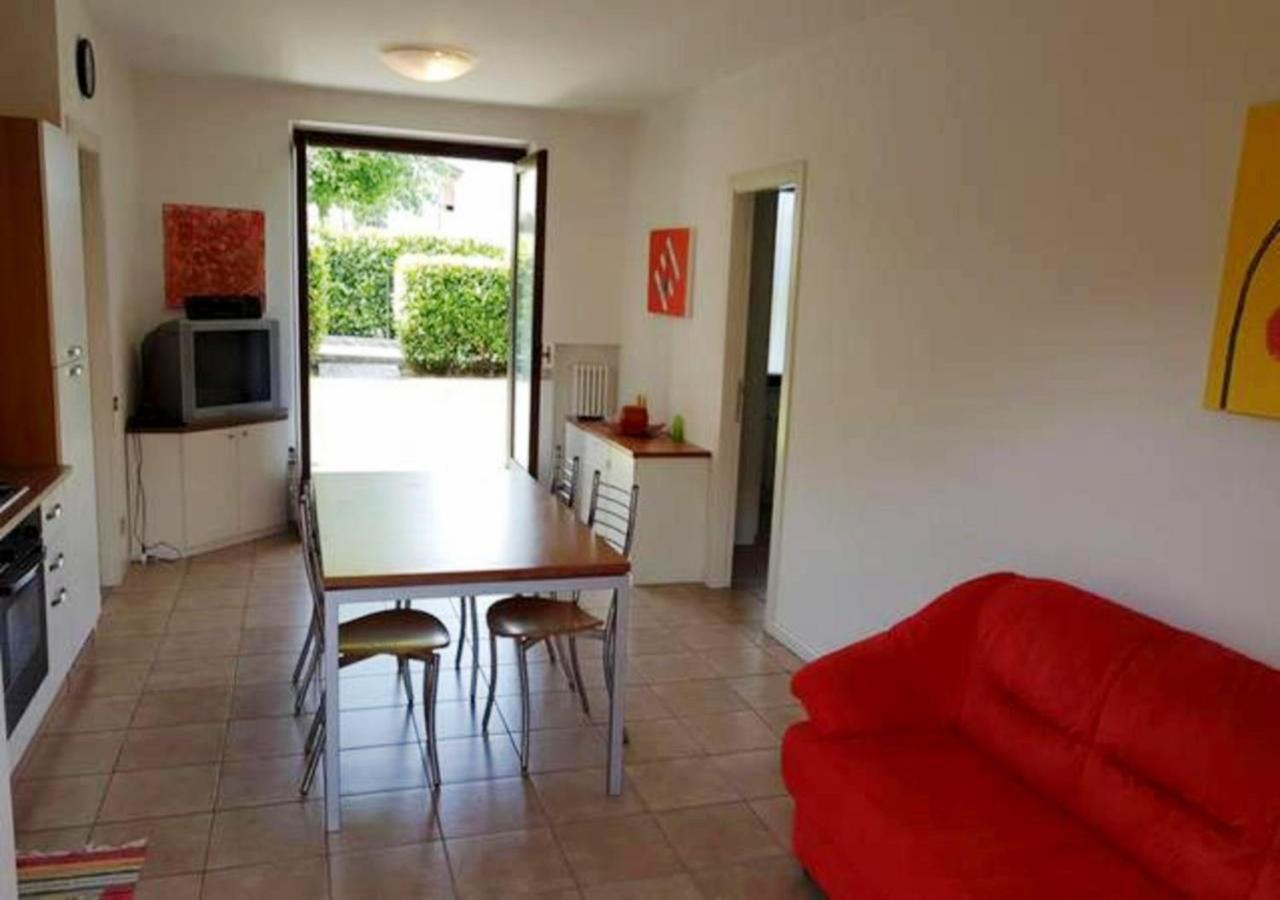 Appartamento Con Piscina A Lazise Buitenkant foto